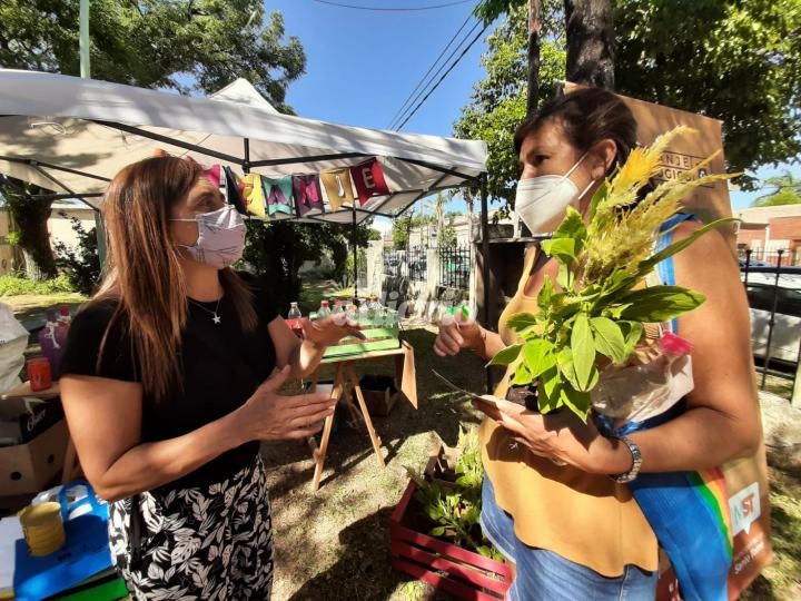 Más de 100 vecinos pasaron por el canje ecológico en el predio del Ex Inali